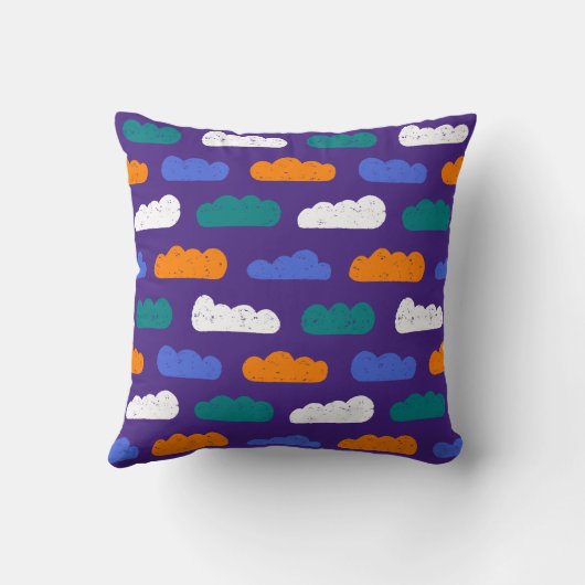 Textured Crayon Clouds op Royal Paarse Kussen (Achterkant)