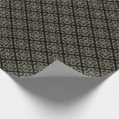 Textured Gold Damask Embroidery Pattern on Black Cadeaupapier (Hoek)