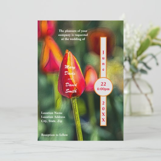 Textured Tulip Garden Wedding Kaart (Staand voorkant)