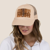 textuur van gepotte hertenbont trucker pet (In situ)