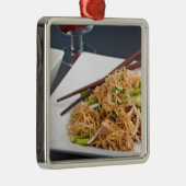 Thai Food Lo Mein Noodles Dish Metalen Ornament (Rechts)