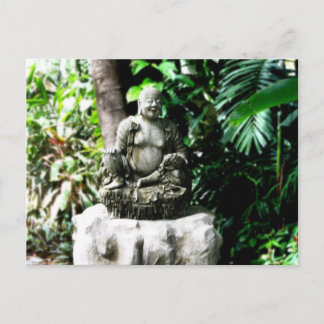 Thai Laughing Buddha in tuin Briefkaart
