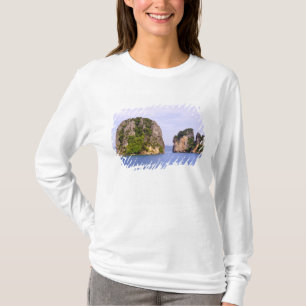 Thailand, Andamanzee. Ao Phang Nga-eilanden in 2 T-shirt
