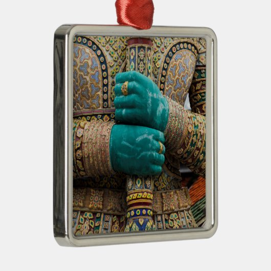 Thailand, Bangkok, Grand Palace Metalen Ornament (Rechts)