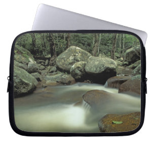 Thailand, Kohsamui-eiland, regenwoudlandschap. Laptop Sleeve