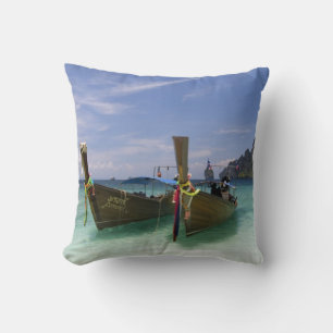 Thailand, Phi Phi Don-eiland, Yong Kasem-strand, Kussen