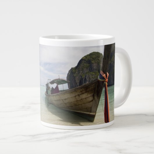 Thailand, Phi Phi Lay-eiland, Maya Bay. Grote Koffiekop (Voorkant rechts)