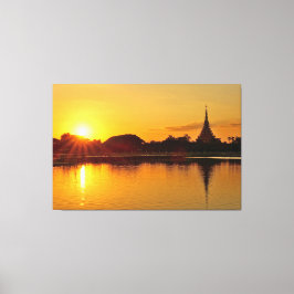 Thailand - sunset in Khon Kaen Canvas Afdruk