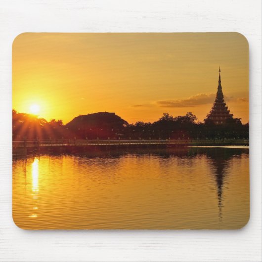 Thailand - sunset in Khon Kaen Muismat (Voorkant)