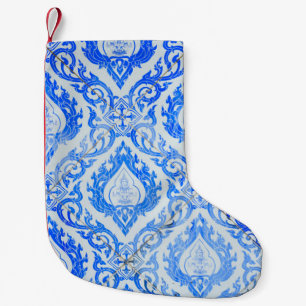 Thais patroon: keramische tegelkerk. kleine kerstsok