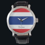 Thaise vlag horloge<br><div class="desc">Thai Thai Thai De vlag van het Koninkrijk Thailand shows vijf horizontale strepen in de kleuren rood,  wit,  blauw,  wit en rood,  waarbij de centrale blauwe streep tweemaal zo breed is als elk van de andere vier. #thailand #thai #koninkrijk #vlag</div>