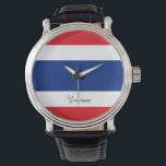 Thaise vlag horloge<br><div class="desc">Thai Thai Thai De vlag van het Koninkrijk Thailand shows vijf horizontale strepen in de kleuren rood,  wit,  blauw,  wit en rood,  waarbij de centrale blauwe streep tweemaal zo breed is als elk van de andere vier. #thailand #thai #koninkrijk #vlag</div>