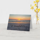 🌅 Thankful at Sunset – Beach Thanksgiving Card Kaart (Gele Bloem)