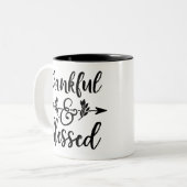 Thankful & Blessed Tweekleurige Koffiemok (Voorkant links)