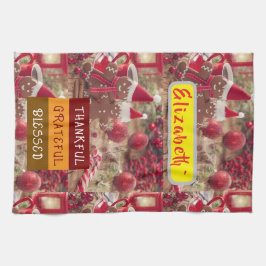 "Thankful & Twinkling: Personalized Holiday Cheer Theedoek