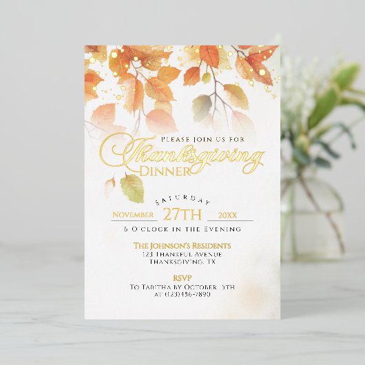 Thanksgiving Diner Elegant Fall Leaves Gold Folie Uitnodiging (Staand Voorkant)
