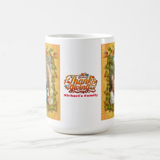 Thanksgiving, esdoornbladeren, pompoenen en bloeme koffiemok (Center)