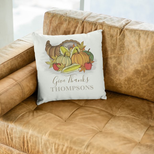 Thanksgiving herfst Cornucopia gepersonaliseerd Kussen (Give Thanks a customized watercolor cornucopia throw pillow. )