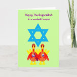 Thanksgivukkah Funny Turkeys Wine Wenskaart Feestdagen Kaart<br><div class="desc">Een humoristisch origineel c.a.teresa-illustratie wenskaart of uitnodiging van een kalkoenstel met een glas kosher wijn met prachtige Star van David achtergrond. De perfecte kaart om de combinatie van Thanksgiving en Hanukkah te vieren, die dit jaar samen zal vallen. Deze kleurrijke feestkaarten kunnen ook aan de binnenkant met uw eigen foto...</div>