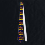 Thanksgivukkah Gobble Tov Turkey Stropdas<br><div class="desc">Viel Thanksgivukkah 2013 met deze klassieke Gobble Tov necktie! Met een ontwerp van een grappige cartoon kalkoen die een yamaka draagt, een ster van David ketting, en die de menorakaars op Thanksgiving belicht. Een Hanukkah-Thanksgiving zal niet meer dan 77.000 jaar voorkomen! Pak dit geweldige keepjesstropdas voor dit eens-in-een-leven-feest. *Maakt een...</div>