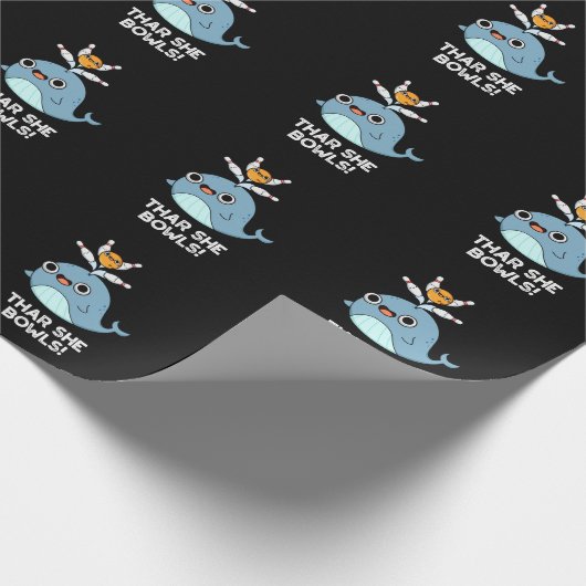 Thar ze Bowls Funny Whale Bowling Pun Dark BG Cadeaupapier (Hoek)