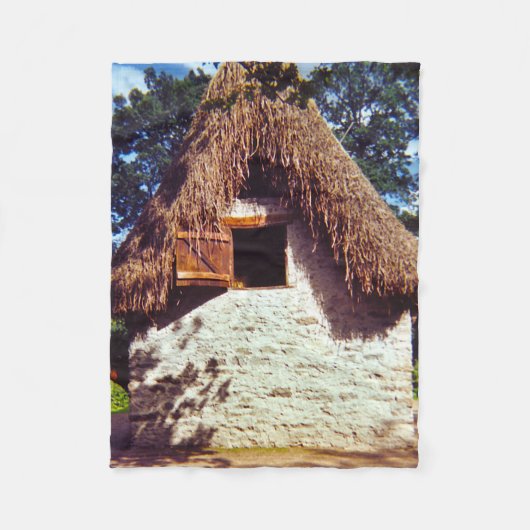 Thatched Roof Hut Fleece Deken (Voorkant)