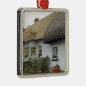 Thatched Roofs in Adare Ireland Metalen Ornament (Rechts)