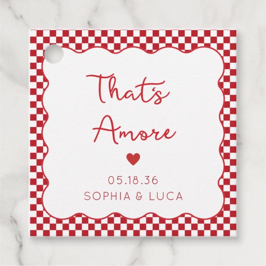 "That's Amore" Chic Red Checkered Italiaanse bruil Bedankjes Labels (Voorkant)