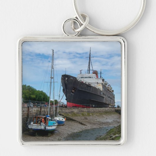 The Abandoned TSS Duke of Lancaster Ship Sleutelhanger (Voorkant)