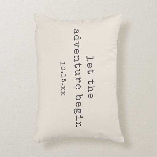 The Adventure Begin Minimalist Quote Wedding Date Accent Kussen (Voorkant(Verticaal))