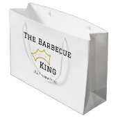 The Barbecue king crownadd name text cooking best  Groot Cadeauzakje (Achterkant Gekanteld)