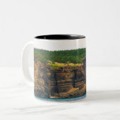 The Bell Island Boots  Tweekleurige Koffiemok (Voorkant links)