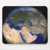 The Blue Marble Next Generation Earth 2 Muismat (Voorkant)