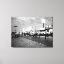 'The Boardwalk at Night' Canvasprint met lijst Canvas Afdruk