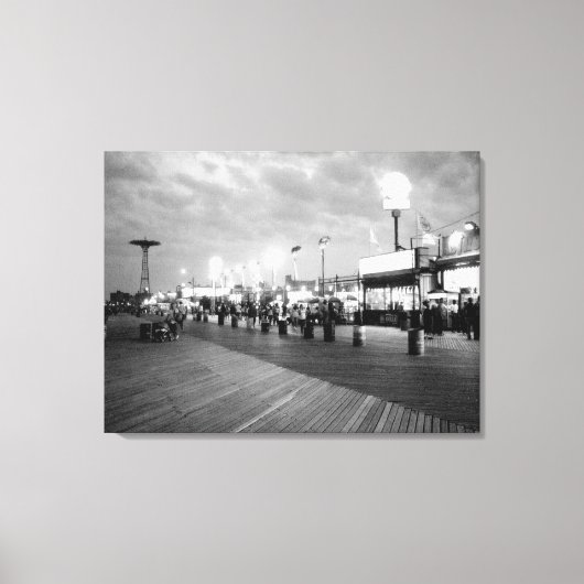 'The Boardwalk at Night' Canvasprint met lijst Canvas Afdruk (Voorkant)