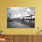'The Boardwalk at Night' Canvasprint met lijst Canvas Afdruk (Insitu (Woonkamer))