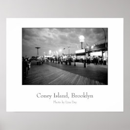 'The Boardwalk at Night'-poster Poster