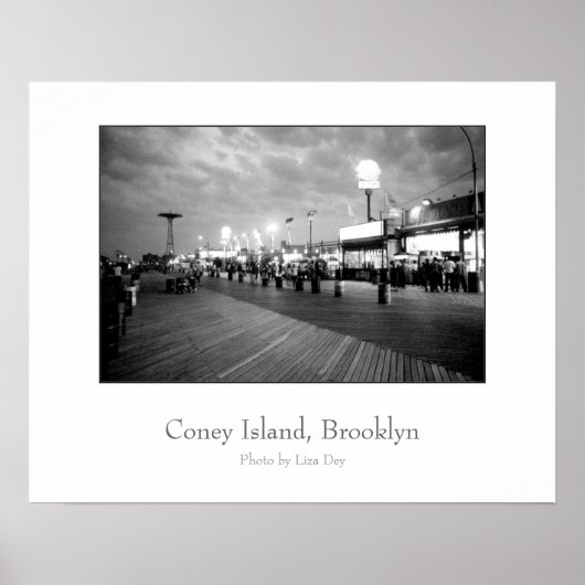 'The Boardwalk at Night'-poster Poster (Voorkant)