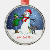 The boy makes a wonderful snowman metalen ornament (Voorkant)