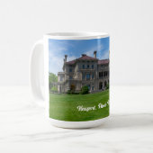 The Breakers: Een verguld meesterwerk in Newport Koffiemok (Voorkant links)