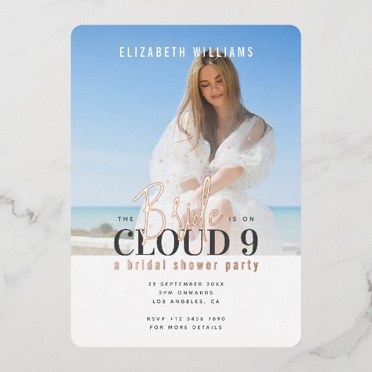 The Bride is On Cloud 9 met Foto Vrijgezellenfeest Folie Uitnodiging (Voorkant)