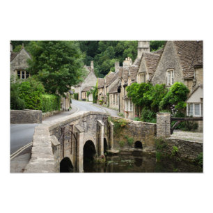 The bridge in Castle Combe, UK print Foto Afdruk