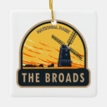 The Broads National Park England  Keramisch Ornament<br><div class="desc">Het vectorkunstwerk van Broads. Het park is een netwerk van voornamelijk bevaarbare rivieren en meren in de Engelse provincies Norfolk en Suffolk.</div>