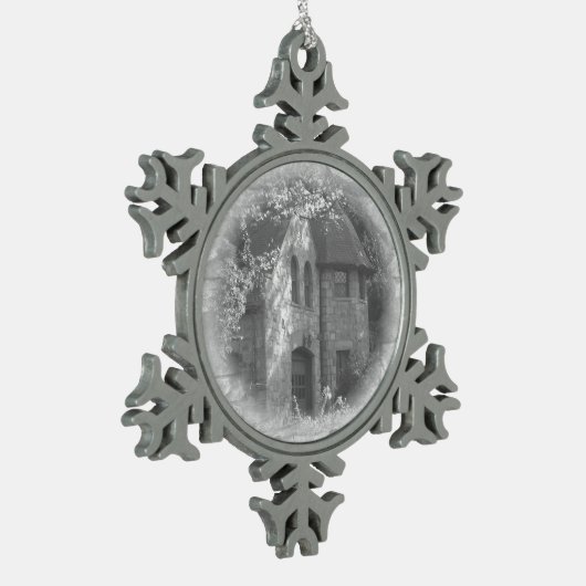 "The Carriage House" Tin Sneeuwvlok Ornament (Links)