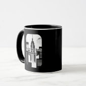 The City Never Sleeps Hustle Skyline Design Mok (Voorkant links)