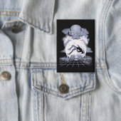 The Collapse - Techno-Dystopian Streetwear Ontwerp Button (Insitu)