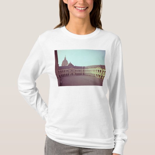 The Cour d'Honneur, gebouwd 1679-1706 T-shirt (Voorkant)