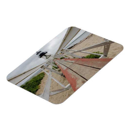 The current lighthouse, the last of many magneet (Linkerzijde)