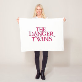 The Danger Twins: Bubblegum (donkerroze) Fleece Deken