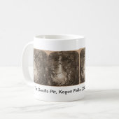 The Devil's Pit, Kegon Herfsten, Chuzenji, Japan Koffiemok (Voorkant links)